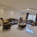 شقة ايجار مساحة 220 متر الدقي